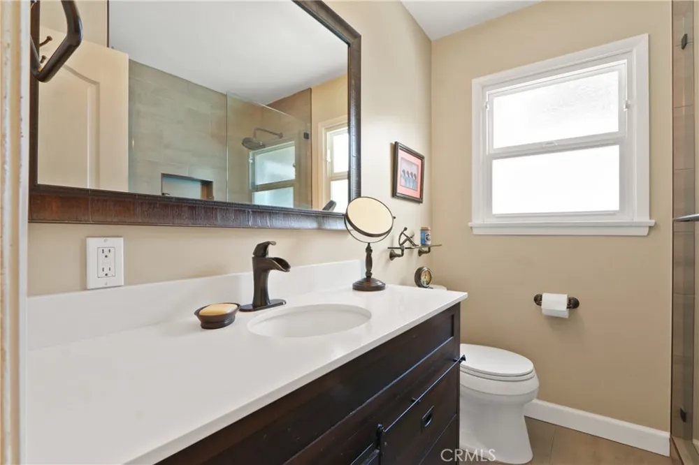 808 W 33rd Long Beach, CA 90806