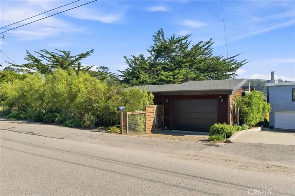 399 Mitchell Los Osos, CA 93402