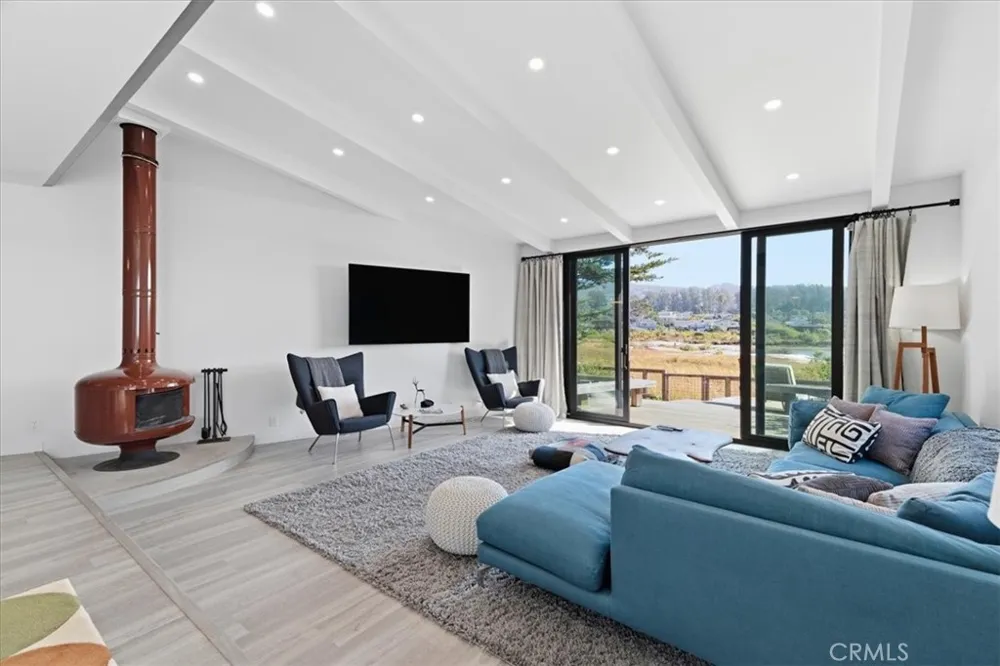 399 Mitchell Los Osos, CA 93402