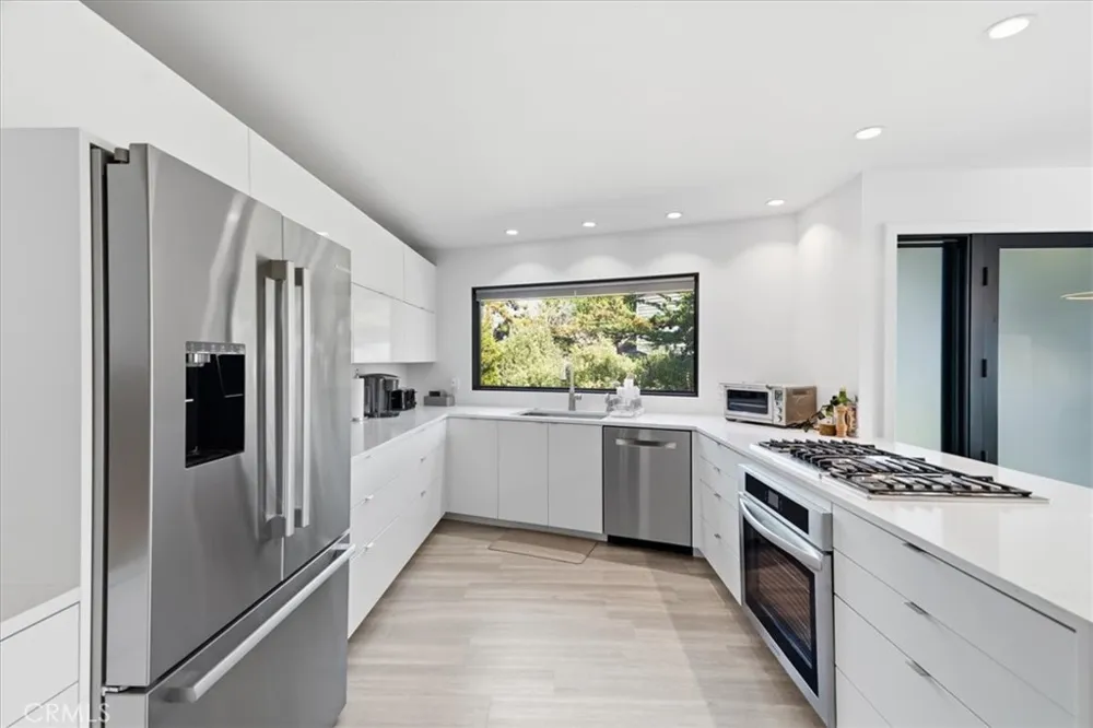 399 Mitchell Los Osos, CA 93402