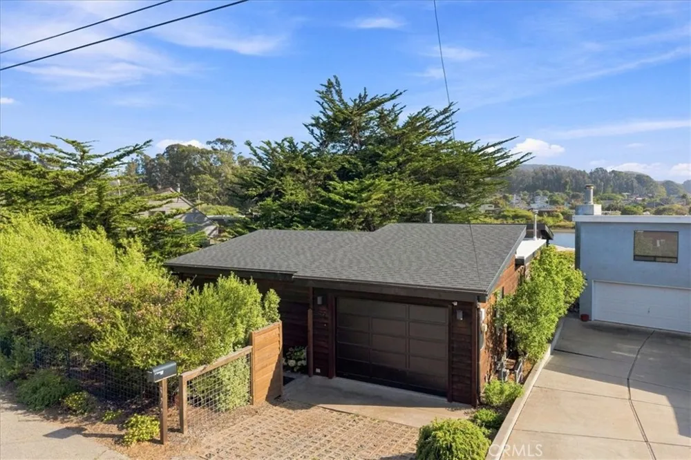 399 Mitchell Los Osos, CA 93402