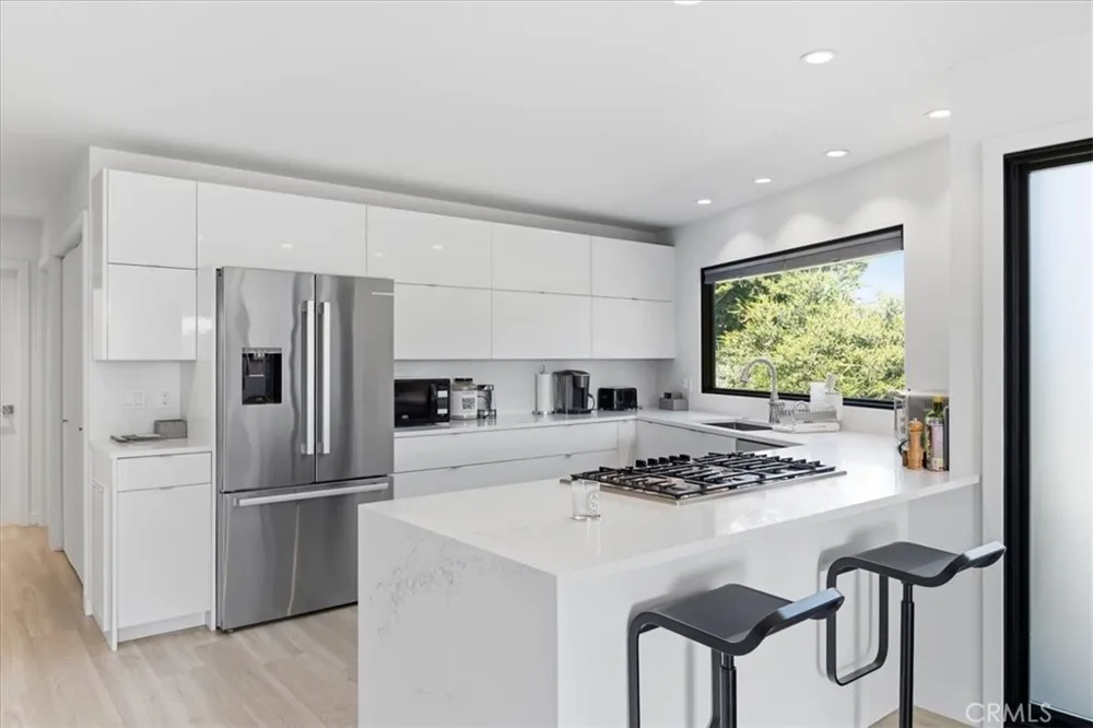 399 Mitchell Los Osos, CA 93402