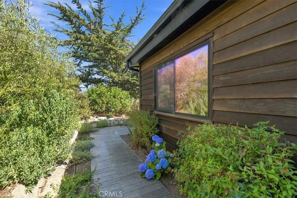 399 Mitchell Los Osos, CA 93402