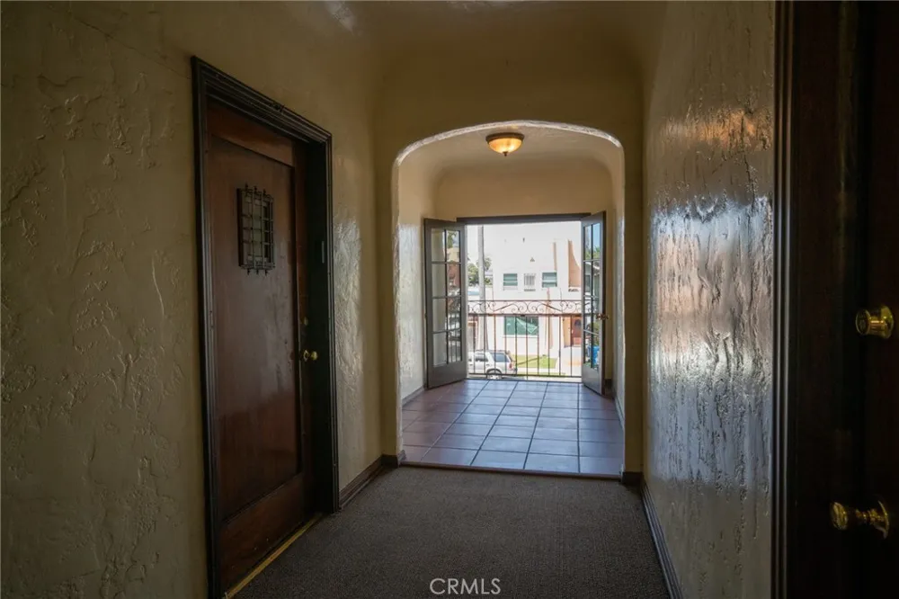820 Cedar Avenue Long Beach, CA 90813