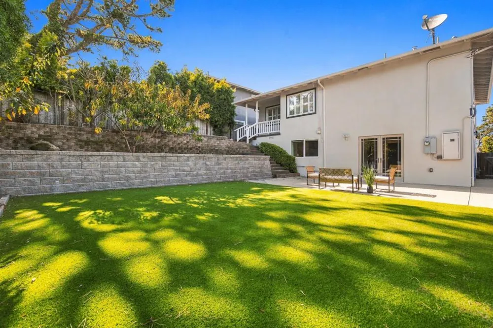2701 Berkshire Drive San Bruno, CA 94066