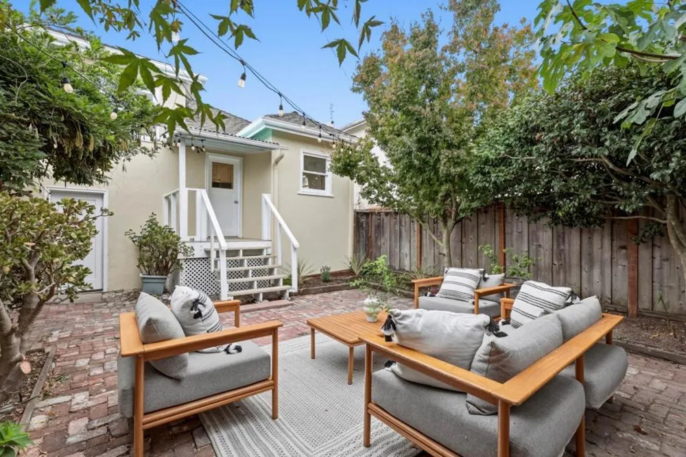 2612 Washington Street Alameda, CA 94501