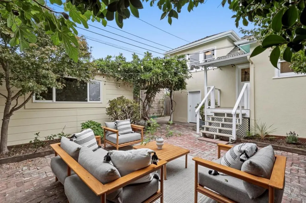 2612 Washington Street Alameda, CA 94501