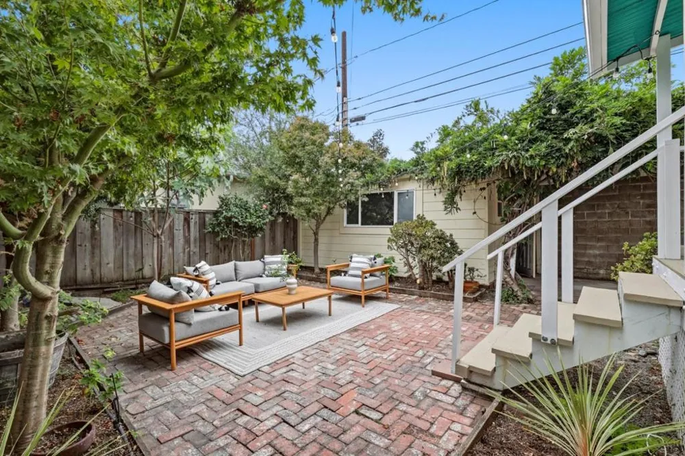 2612 Washington Street Alameda, CA 94501