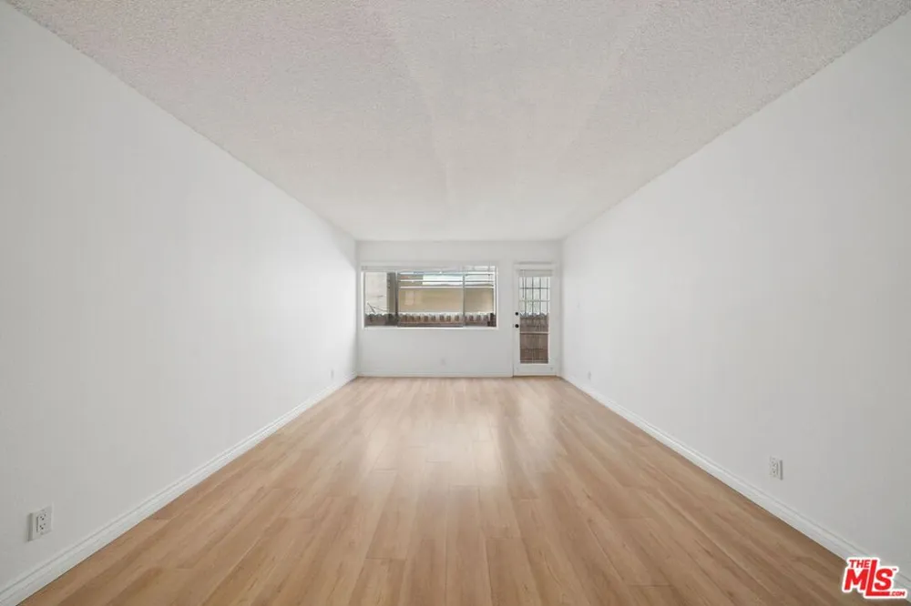 1028 7TH STREET #102 Santa Monica, CA 90403