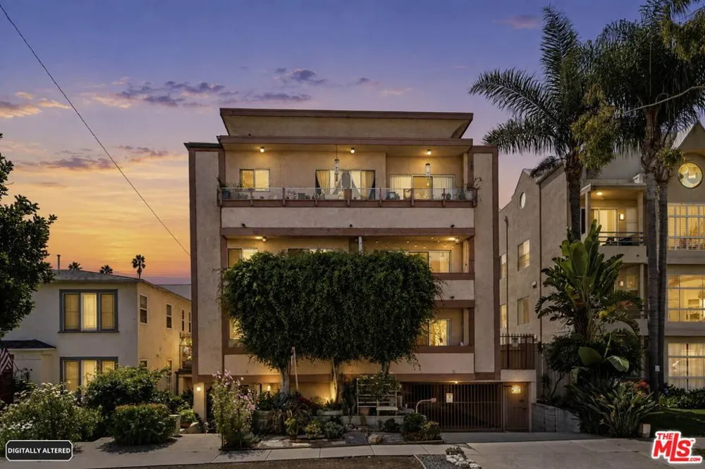 1028 7TH STREET #102 Santa Monica, CA 90403