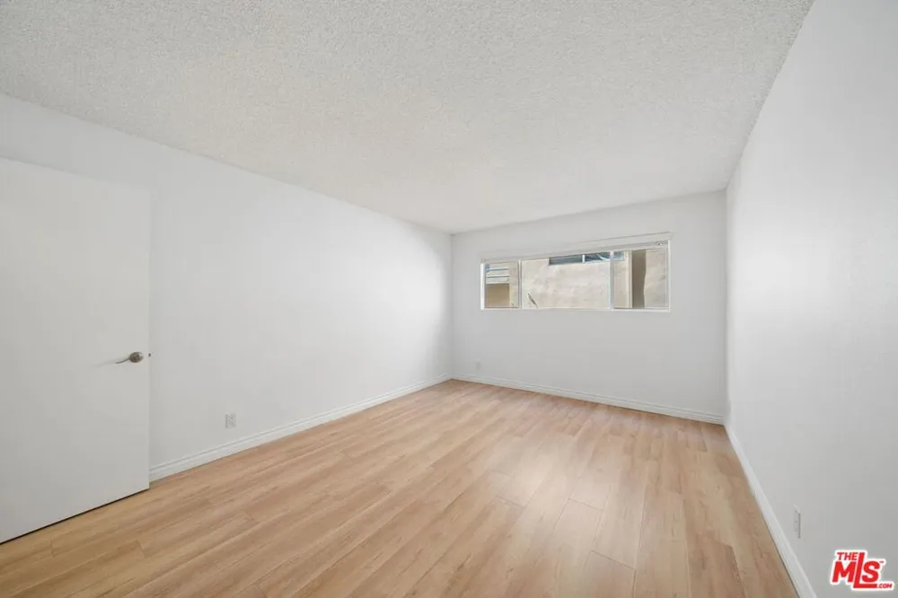 1028 7TH STREET #102 Santa Monica, CA 90403