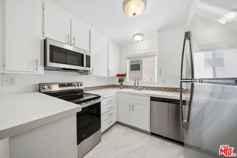 1028 7TH STREET #102