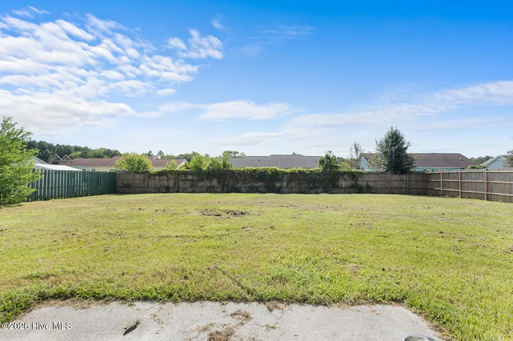 431 Dion Drive Hubert, NC 28539