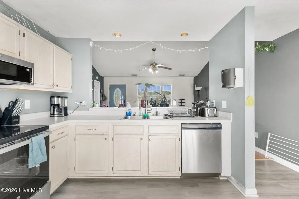 431 Dion Drive Hubert, NC 28539