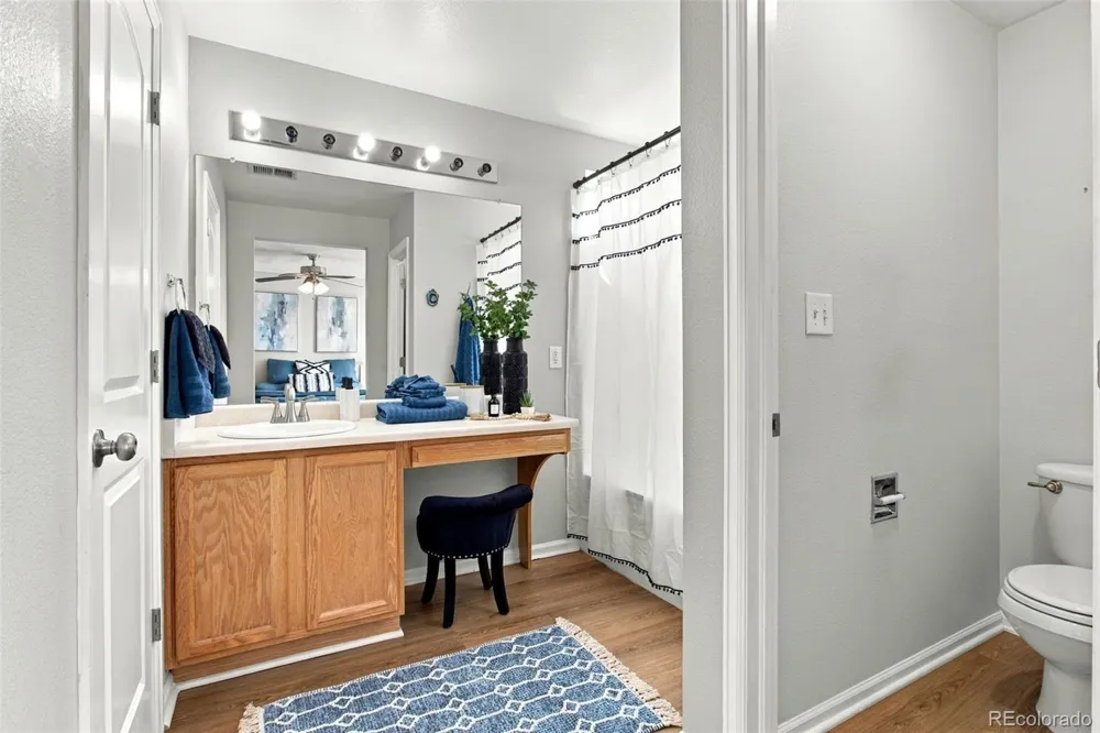 3889 S Kirk Way Aurora, CO 80013