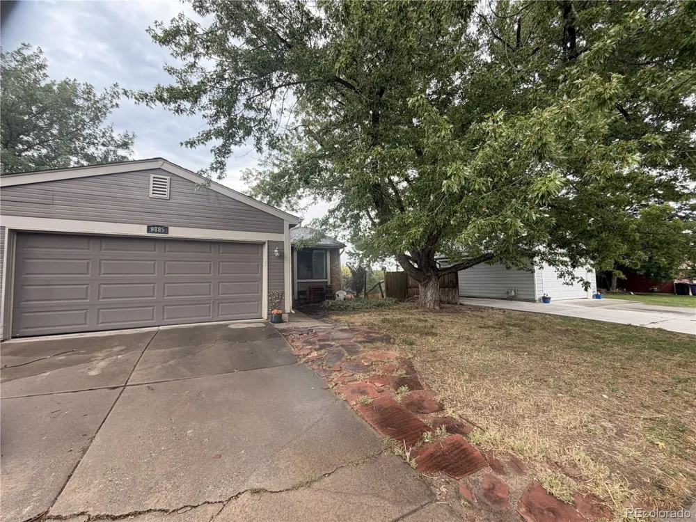 9885 W Wagon Trail Drive Littleton, CO 80123