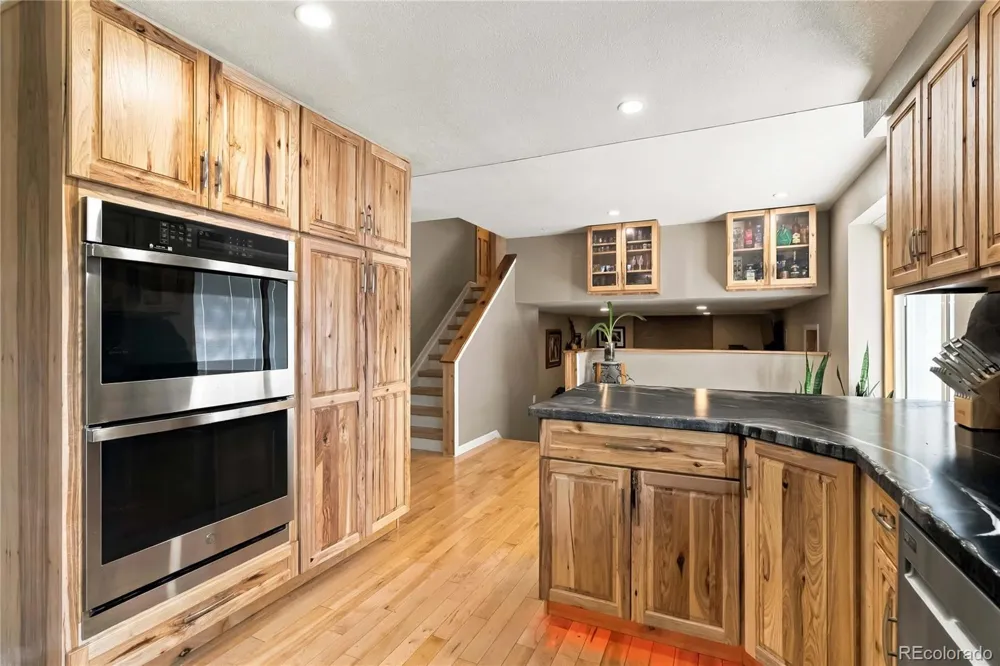 2322 E 101st Place Thornton, CO 80229
