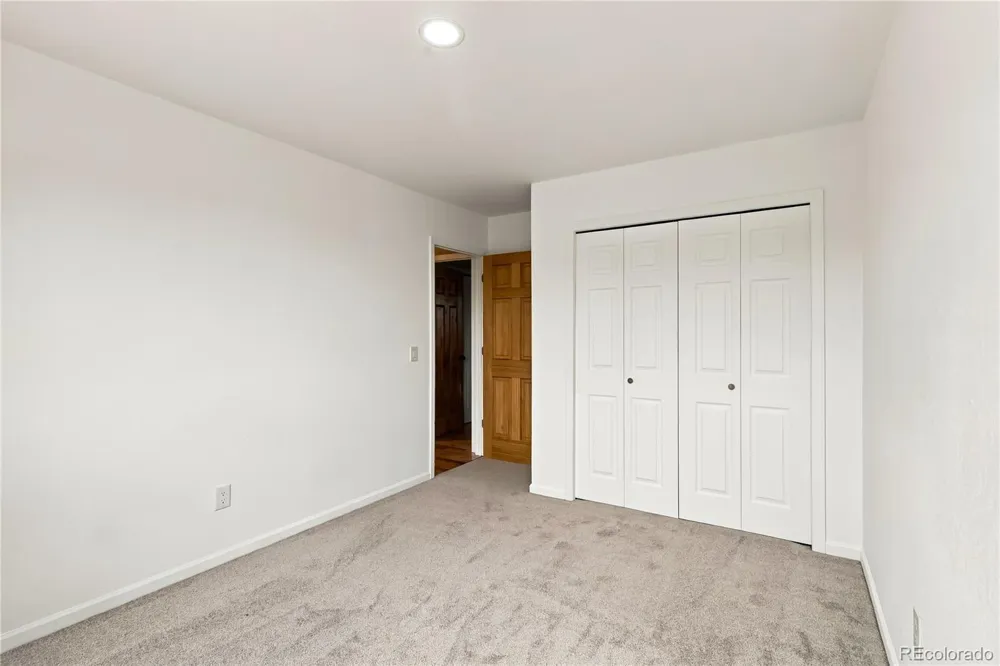 2322 E 101st Place Thornton, CO 80229