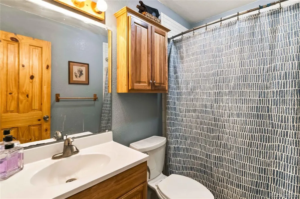 2322 E 101st Place Thornton, CO 80229