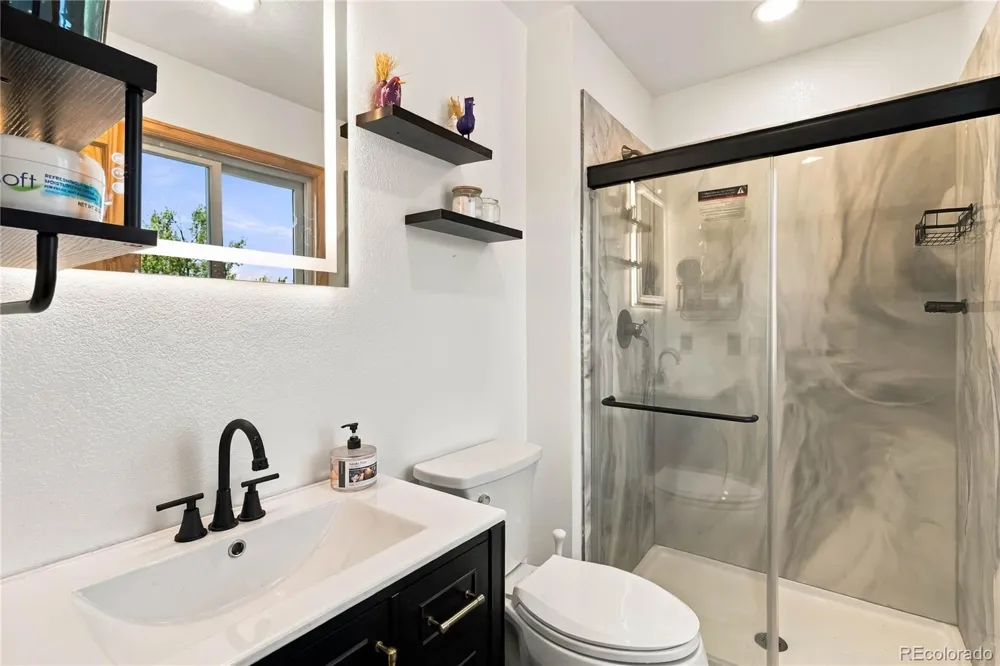 2322 E 101st Place Thornton, CO 80229