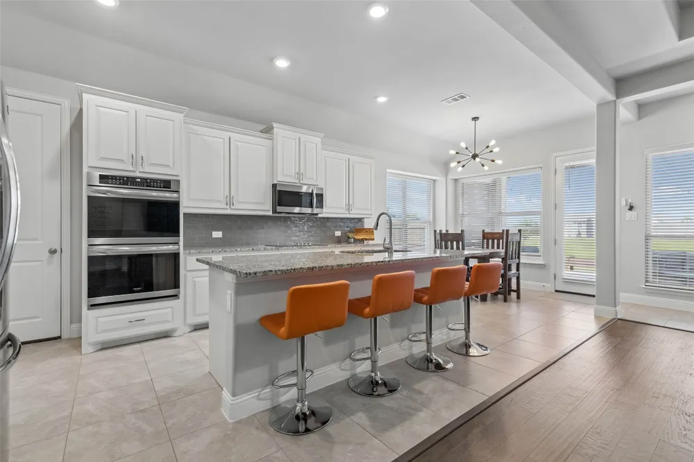 6925 County Road 469 McKinney, TX 75071