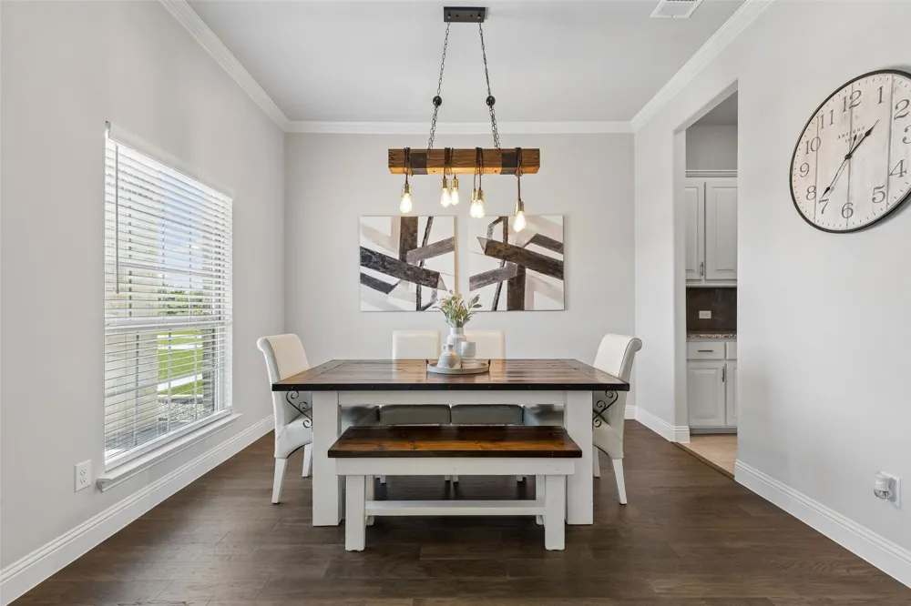 6925 County Road 469 McKinney, TX 75071