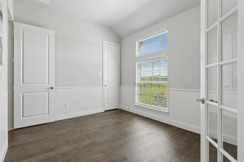 6925 County Road 469 McKinney, TX 75071