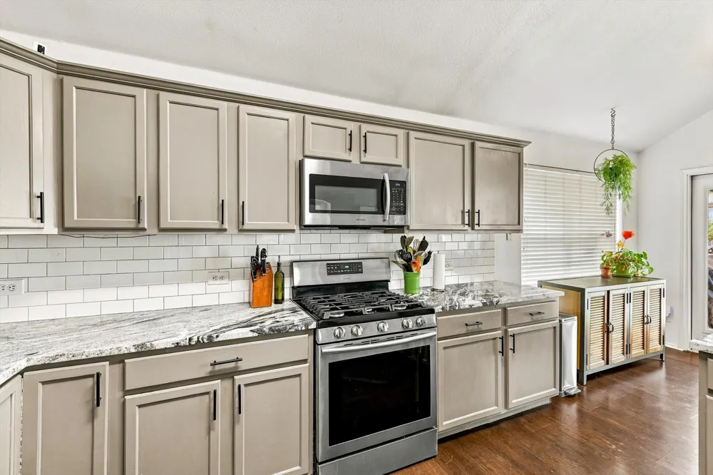 9861 Autumn Sage Drive Fort Worth, TX 76108