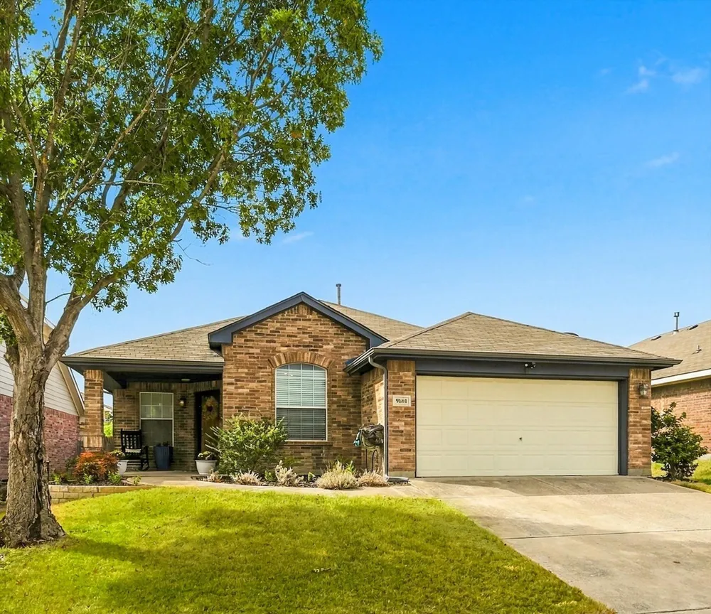 9861 Autumn Sage Drive Fort Worth, TX 76108