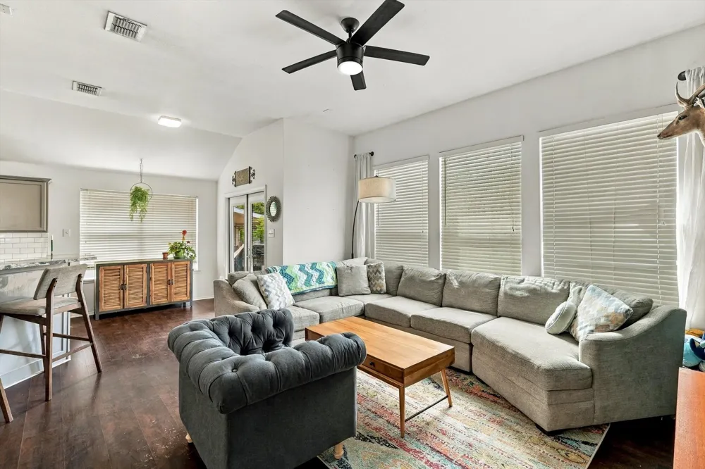 9861 Autumn Sage Drive Fort Worth, TX 76108