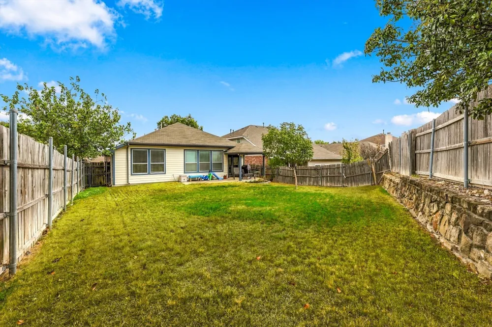 9861 Autumn Sage Drive Fort Worth, TX 76108
