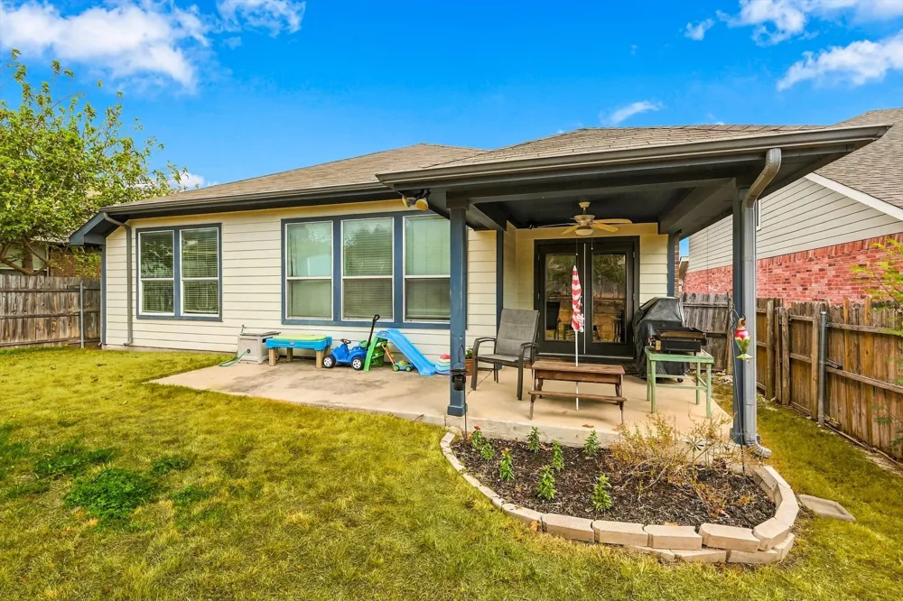 9861 Autumn Sage Drive Fort Worth, TX 76108