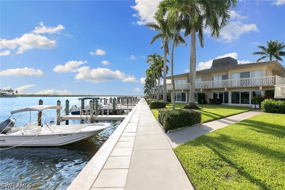 Edington Place #J3 Marco Island, FL 34145