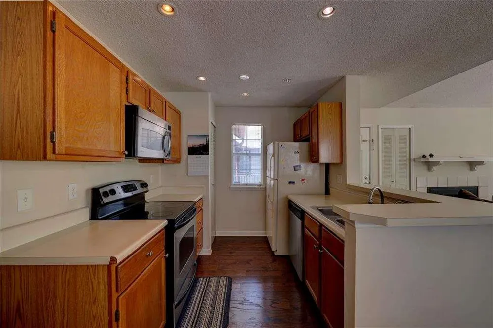 1315 Red Deer Way ## 255 Johns Creek, GA 30022