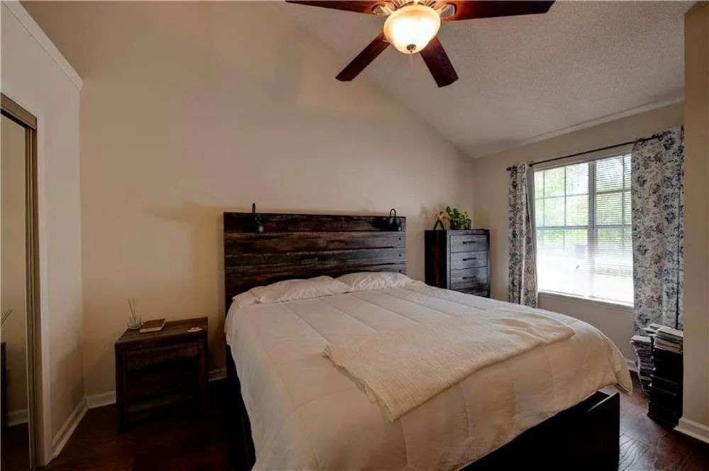 1315 Red Deer Way ## 255 Johns Creek, GA 30022