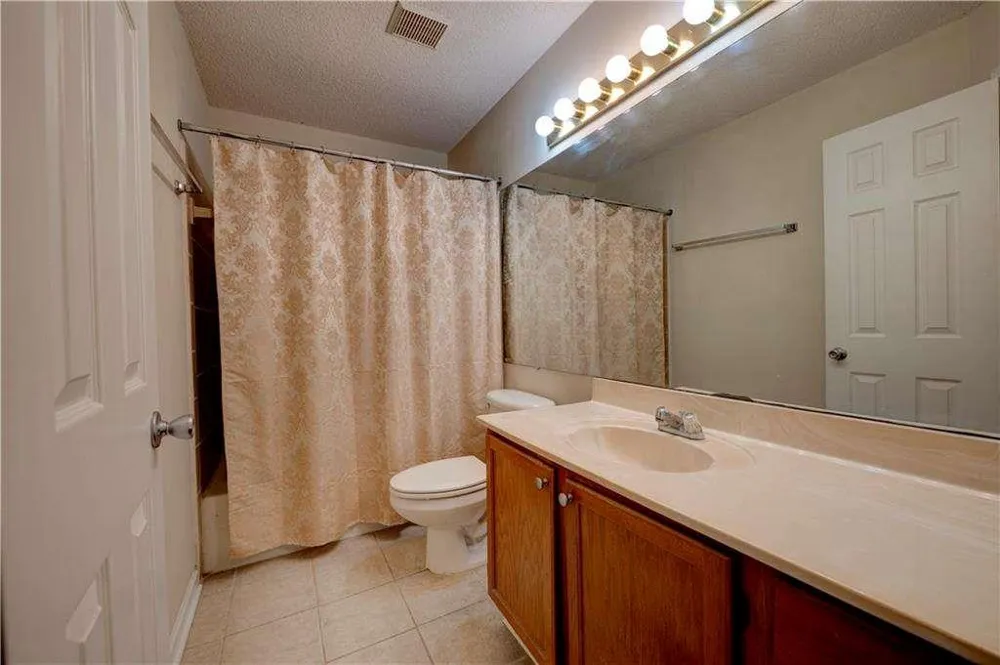 1315 Red Deer Way ## 255 Johns Creek, GA 30022