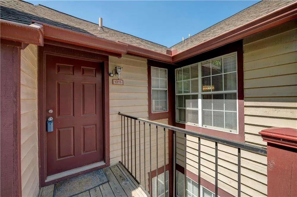 1315 Red Deer Way ## 255 Johns Creek, GA 30022