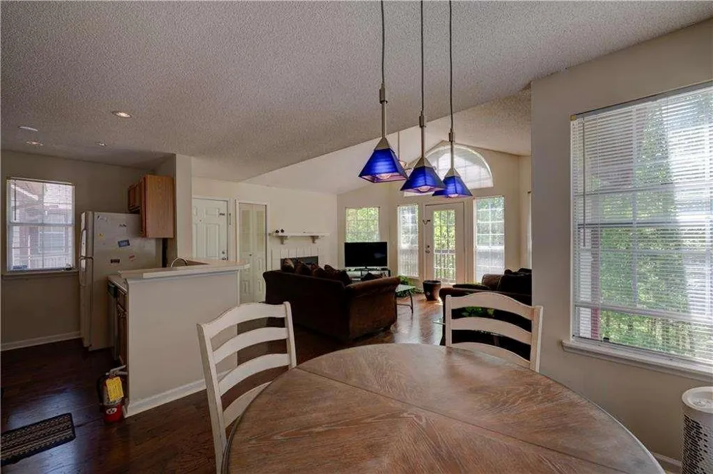 1315 Red Deer Way ## 255 Johns Creek, GA 30022