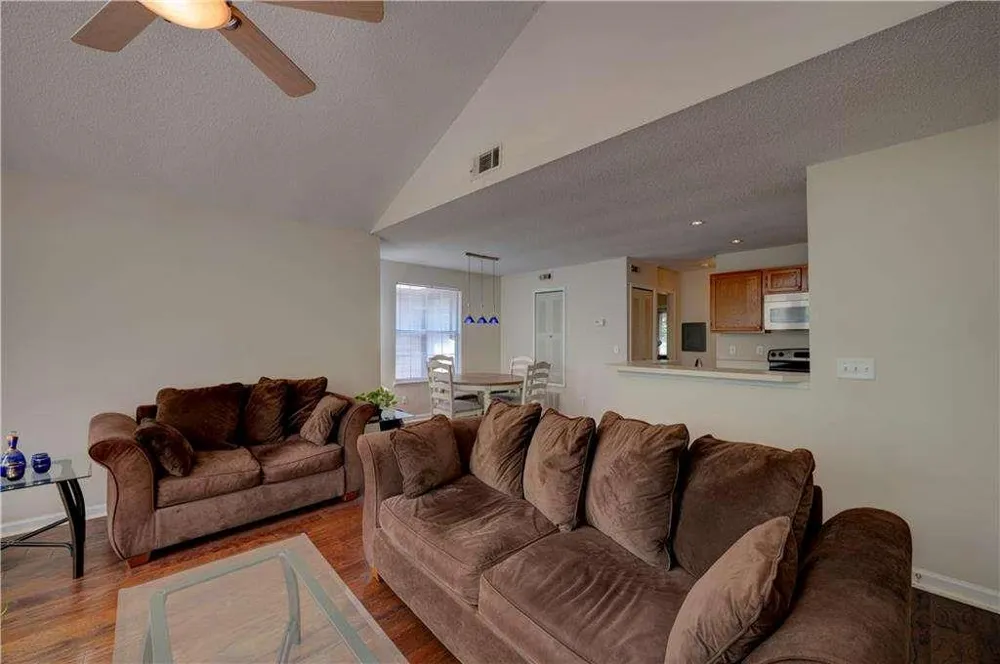 1315 Red Deer Way ## 255 Johns Creek, GA 30022