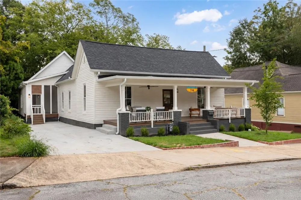 716 Oakland Avenue SE Atlanta, GA 30315