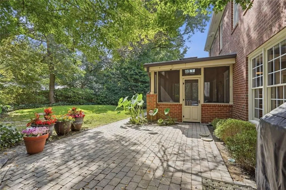 510 Wembley Circle Sandy Springs, GA 30328