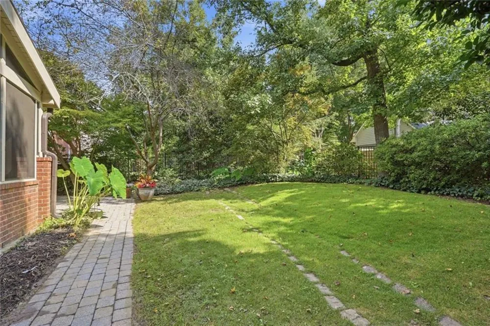 510 Wembley Circle Sandy Springs, GA 30328