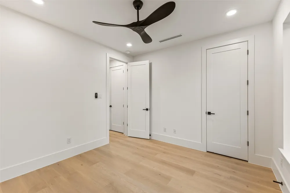 433 Cleaves Street Dallas, TX 75203