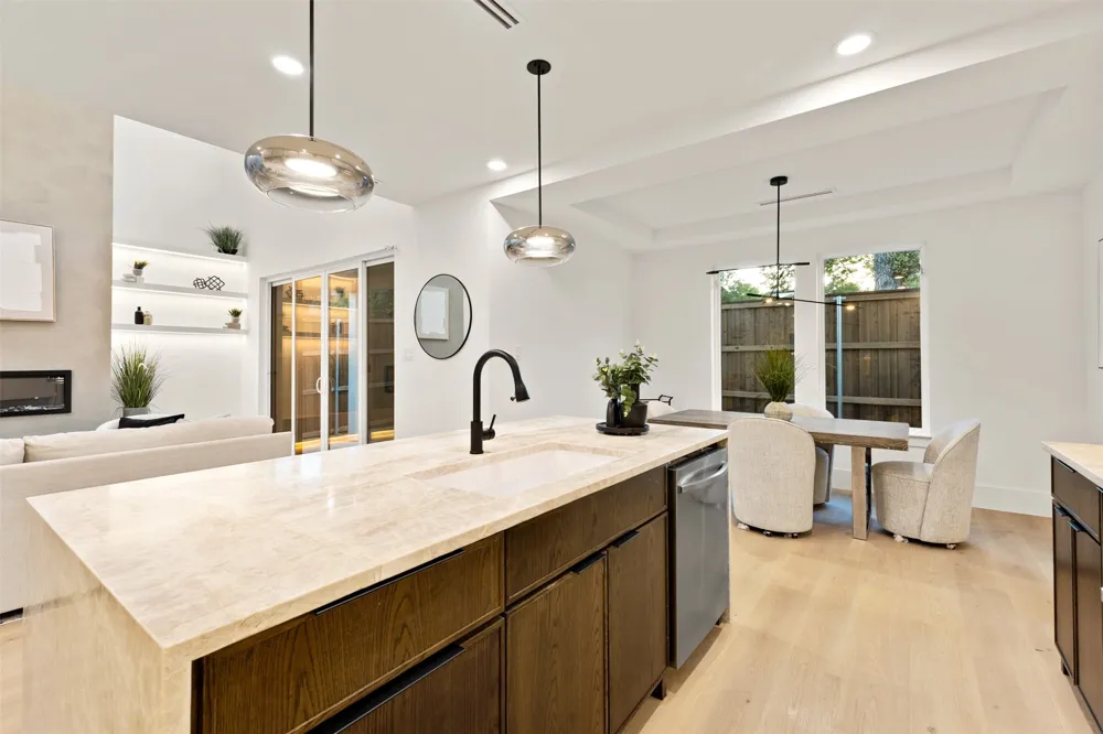 433 Cleaves Street Dallas, TX 75203