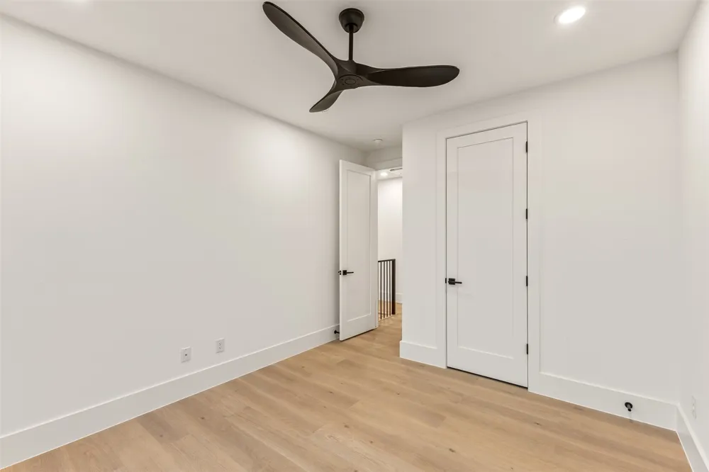 433 Cleaves Street Dallas, TX 75203