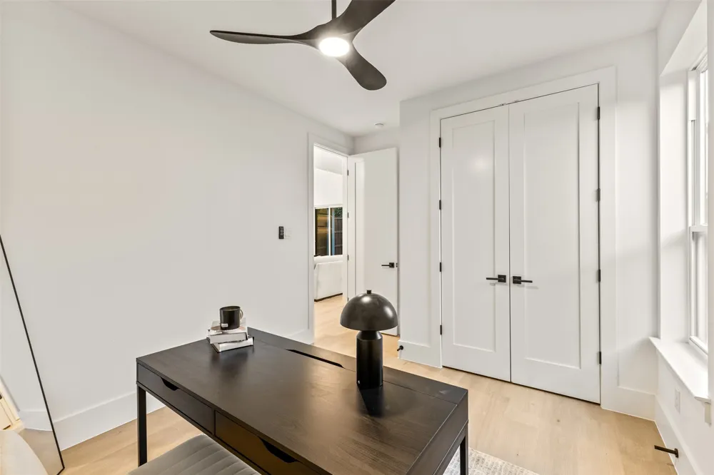 433 Cleaves Street Dallas, TX 75203