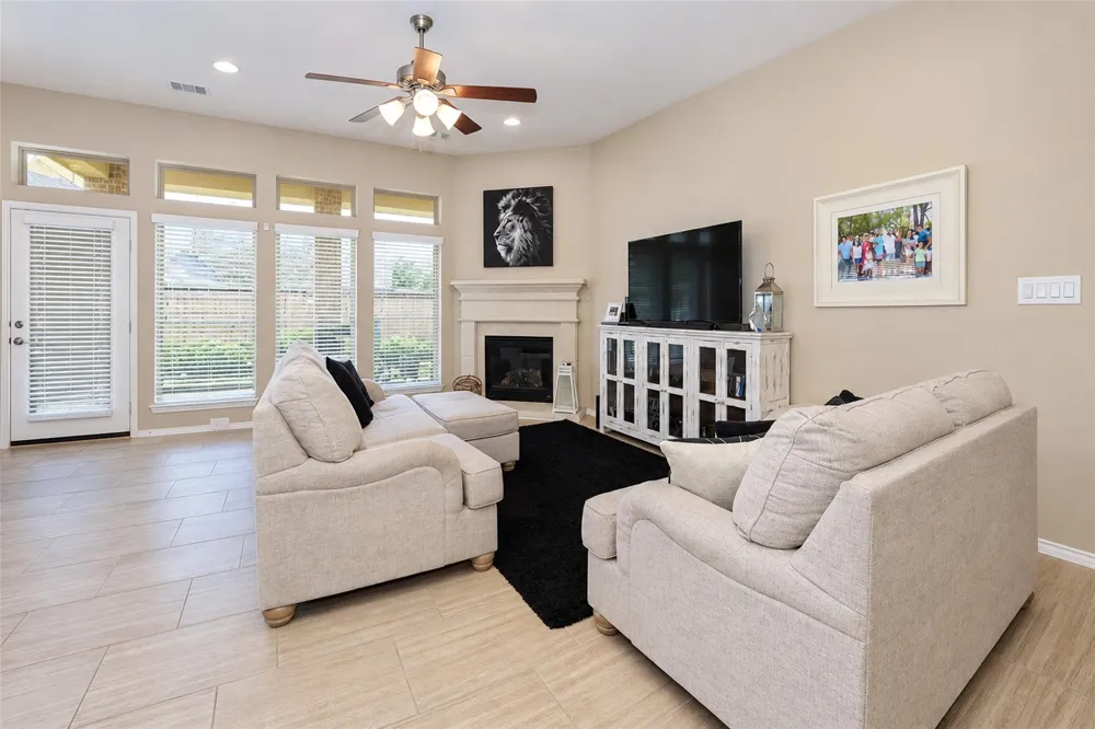 23915 Via Viale Drive Richmond, TX 77406