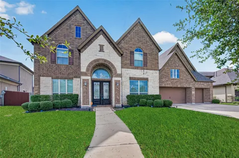 10210 Olivia View Ln