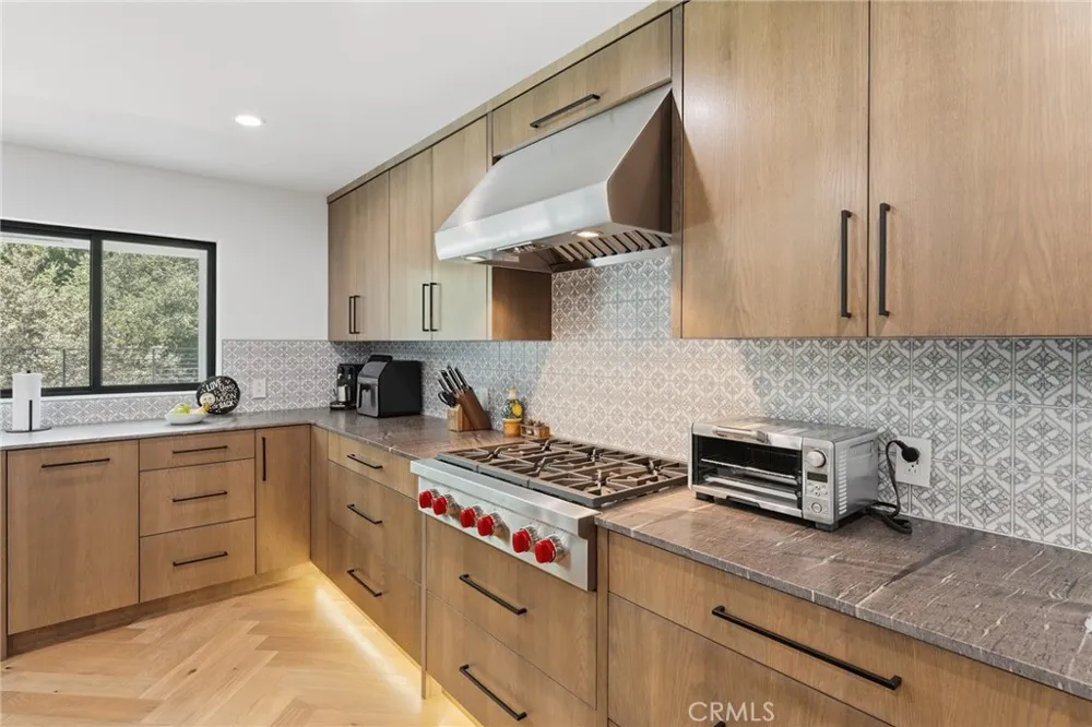 4425 Park Alisal Calabasas, CA 91302
