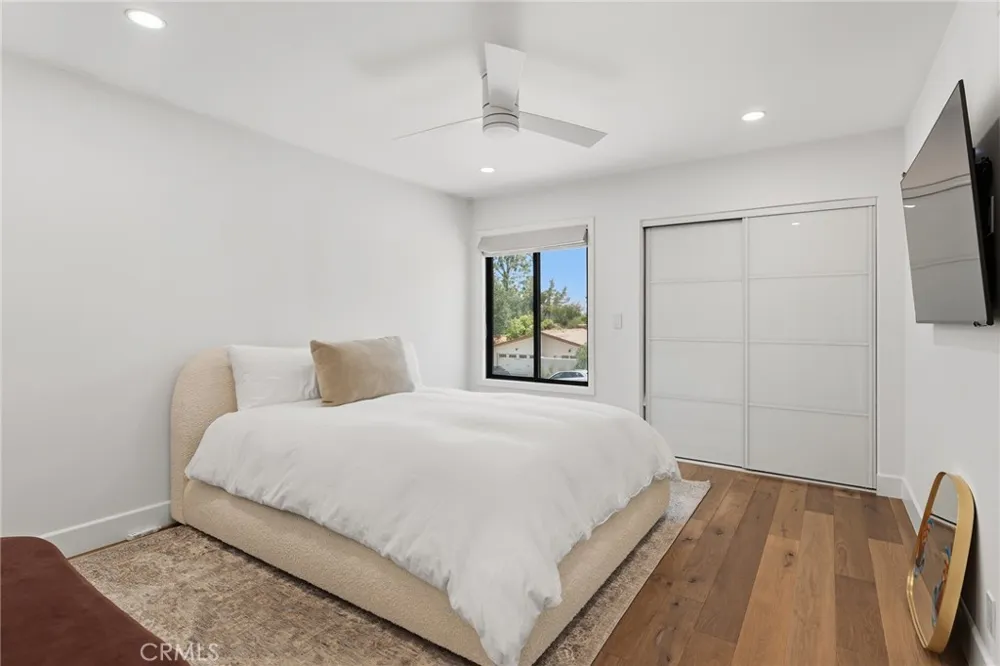4425 Park Alisal Calabasas, CA 91302